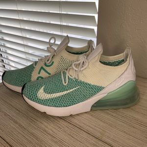 Womens Airmax 270 Flynit Igloo